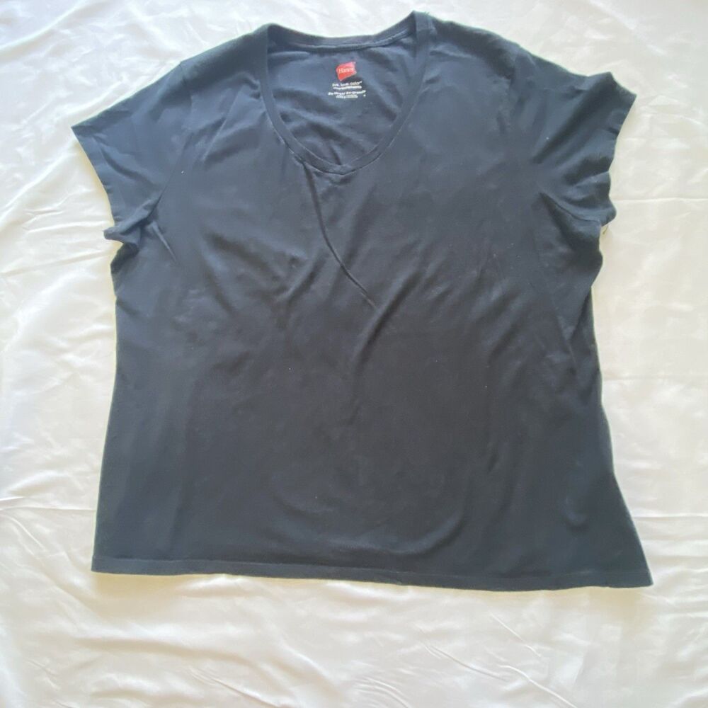 Hanes Women 2X Black V Neck Short Sleeve Live Love Color T Shirt